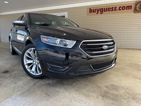 Used 2019 Ford Taurus Limited image 2