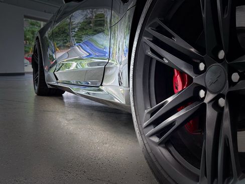 Used 2018 Chevrolet Camaro ZL1 RWD image 31