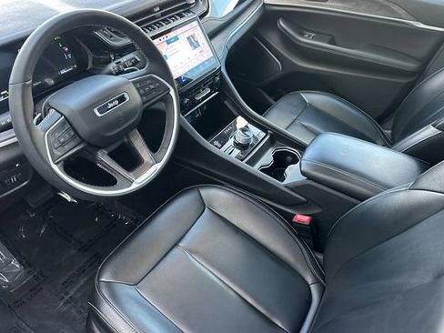 Used 2024 Jeep Grand Cherokee Limited 4xe AWD/4WD image 10