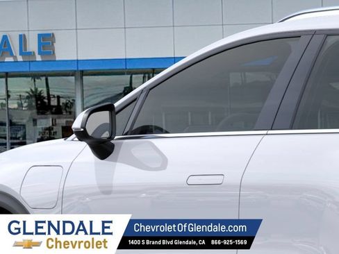 New 2026 Chevrolet Equinox EV LT FWD image 12