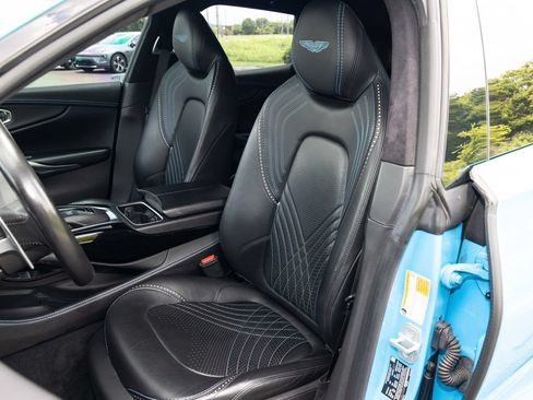 Used 2021 Aston Martin DBX AWD/4WD image 23