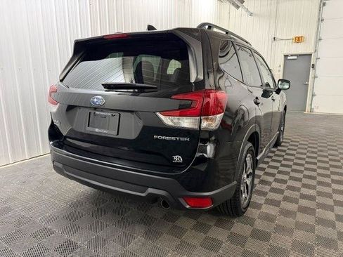 Used 2023 Subaru Forester Premium AWD/4WD image 24