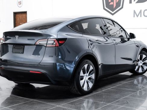 Used 2023 Tesla Model Y Long Range AWD/4WD image 8