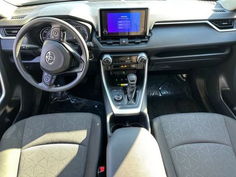 Certified 2025 Toyota RAV4 XLE image 19