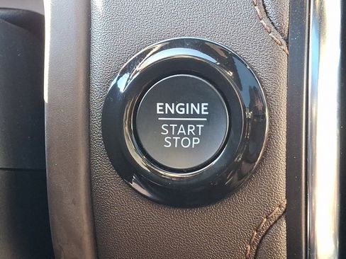 Used 2025 Ford Expedition King Ranch image 27