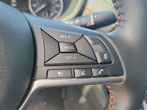 Used 2023 Nissan Sentra SR w/ Midnight Edition Package FWD image 15