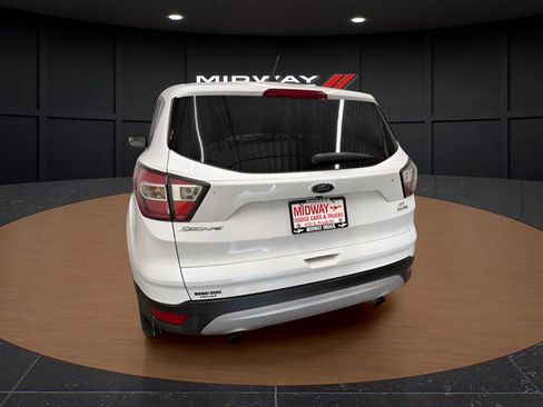 Used 2017 Ford Escape SE image 6