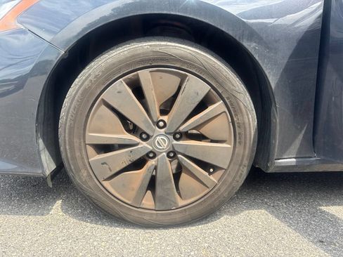Used 2021 Nissan Altima 2.5 SV FWD image 23