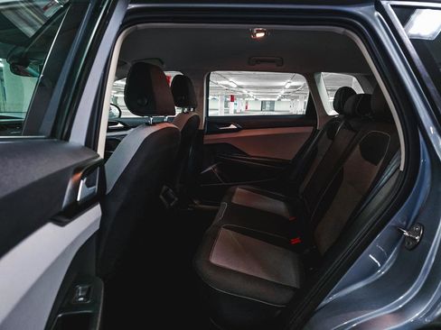 Used 2022 Volkswagen Taos S image 18