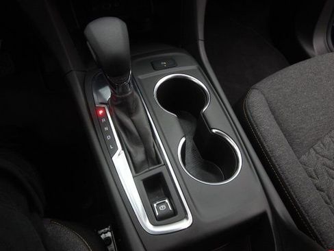 Used 2022 Chevrolet Equinox LT image 16