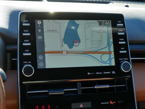 Certified 2020 Toyota Avalon Limited image 21