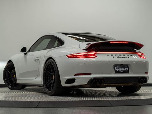 Used 2018 Porsche 911 Carrera 4S AWD/4WD image 38