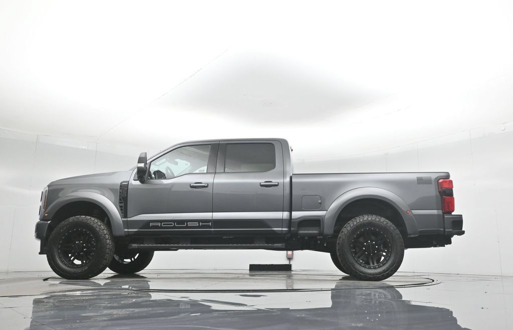 New 2026 Ford F250 Lariat w/ Black Appearance Package AWD/4WD image 55