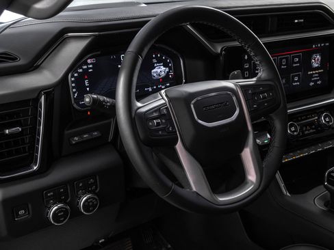Used 2025 GMC Sierra 1500 Denali w/ Denali Reserve Package AWD/4WD image 37