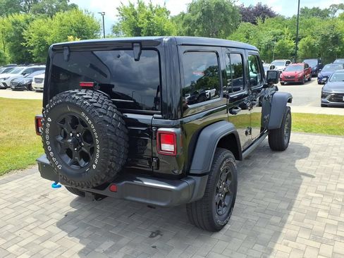 Used 2023 Jeep Wrangler Unlimited w/ Sun & Screen Package AWD/4WD image 8