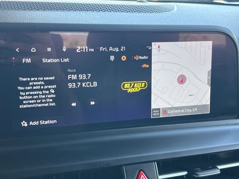 Certified 2025 Kia Seltos EX FWD image 17
