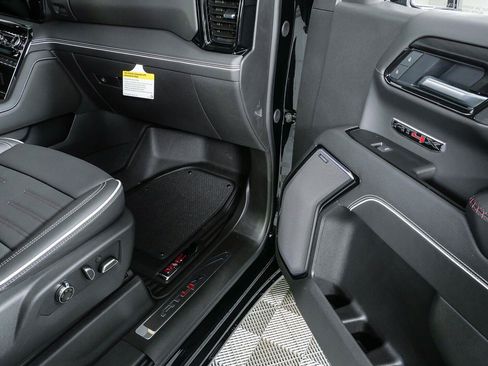 New 2026 GMC Sierra 1500 AT4X AWD/4WD image 26