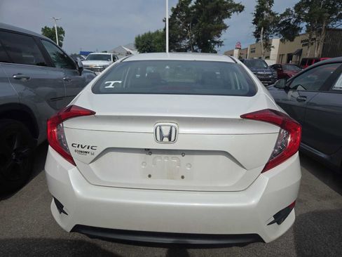 Used 2016 Honda Civic EX image 6