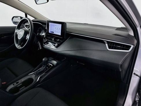 Used 2024 Toyota Corolla LE FWD image 27
