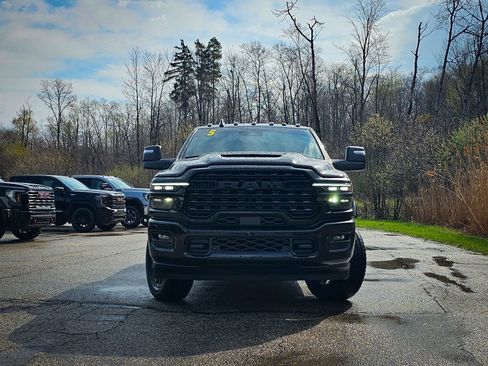 Certified 2025 RAM 2500 Limited AWD/4WD image 8