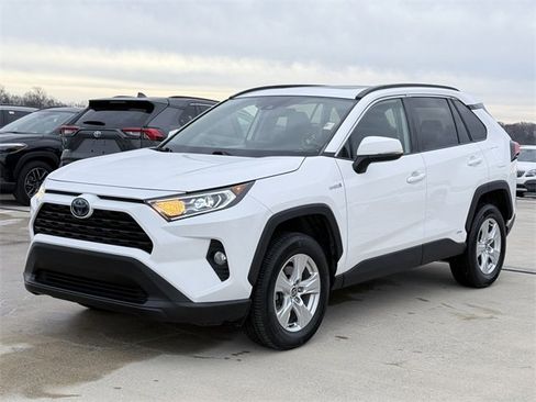 Certified 2021 Toyota RAV4 XLE image 2