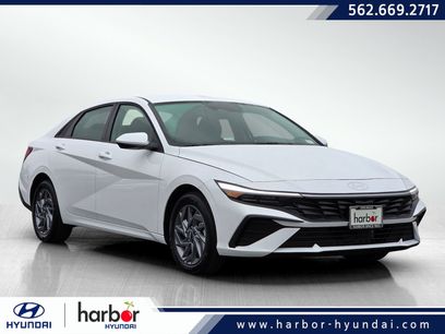 New 2025 Hyundai Elantra Blue