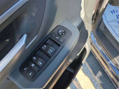 Used 2021 RAM 1500 Big Horn image 19