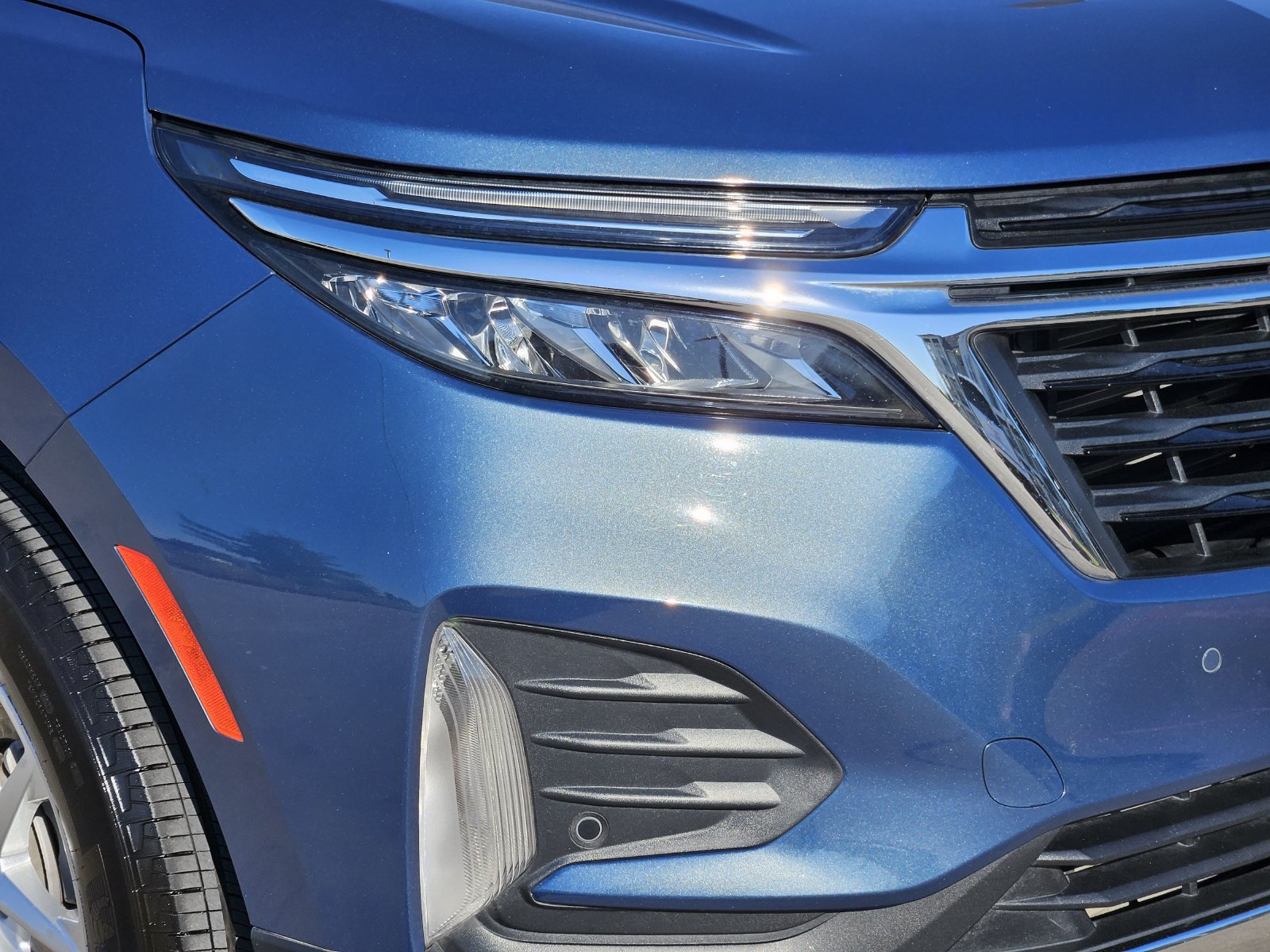 Certified 2024 Chevrolet Equinox LT FWD image 10