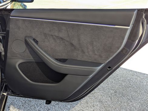 Used 2024 Tesla Model 3 Long Range image 24