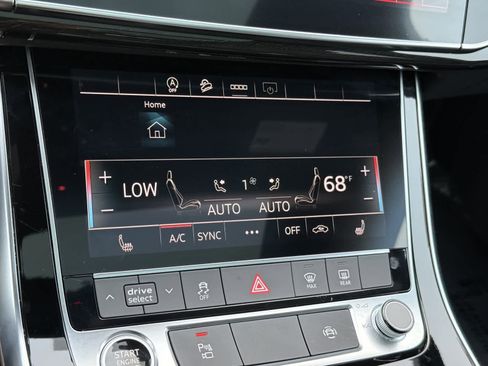 Used 2025 Audi Q7 3.0T Premium w/ Convenience Package image 21