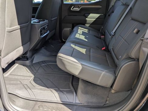 New 2026 Chevrolet Silverado 1500 High Country AWD/4WD image 29