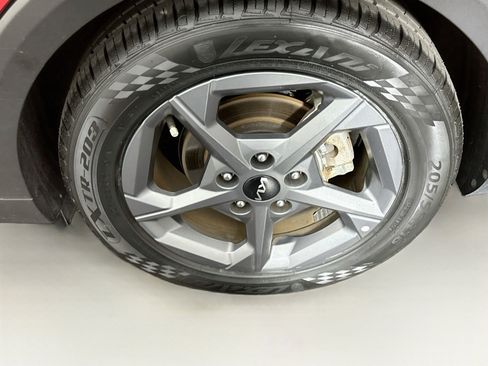 Used 2025 Kia K4 FWD image 11