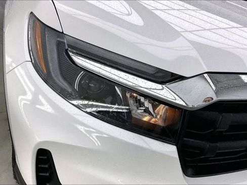 Used 2025 Honda Ridgeline RTL image 26