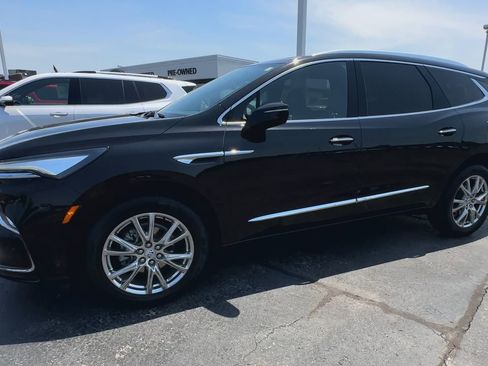 Certified 2023 Buick Enclave Essence w/ Experience Buick Package image 4