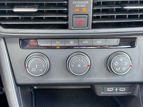 Used 2024 Volkswagen Jetta S FWD image 29