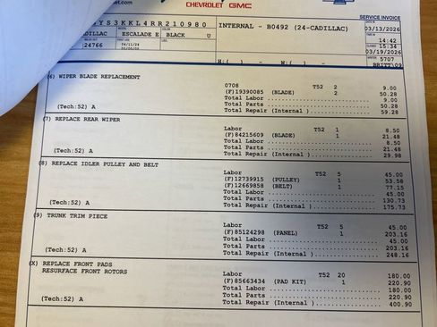 Used 2024 Cadillac Escalade ESV Premium Luxury image 21