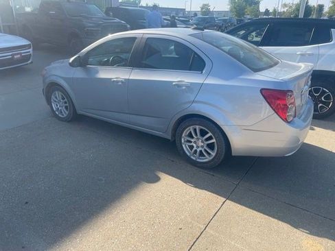 Used 2015 Chevrolet Sonic LT w/ Wheels and Fog Lamp Package FWD image 3