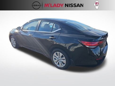 Used 2024 Nissan Sentra S image 7