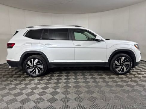 Certified 2024 Volkswagen Atlas SEL AWD/4WD image 2