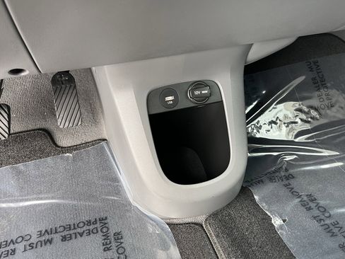 Certified 2024 Hyundai Ioniq 5 SEL RWD image 25