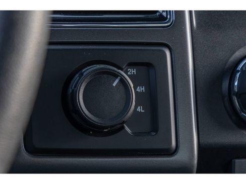 Used 2018 Ford F150 XLT image 27