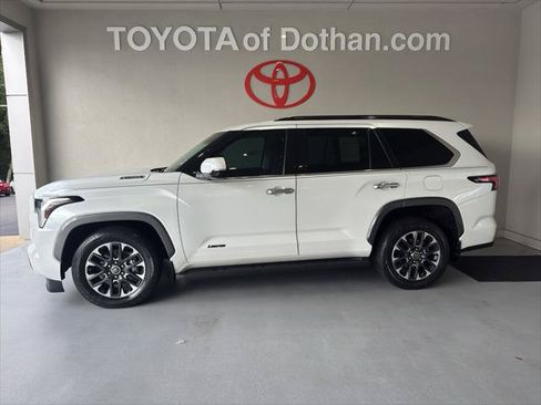 Certified 2023 Toyota Sequoia Limited AWD/4WD image 1