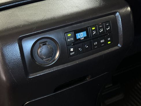 Used 2021 Toyota Sequoia TRD Sport w/ TRD Sport Premium Package AWD/4WD image 15