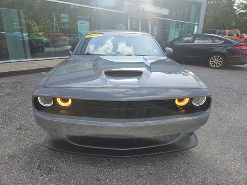 Used 2019 Dodge Challenger GT w/ Blacktop Package RWD image 9
