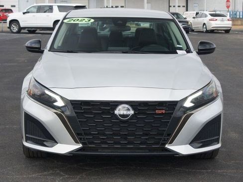 Used 2023 Nissan Altima 2.5 SR image 23