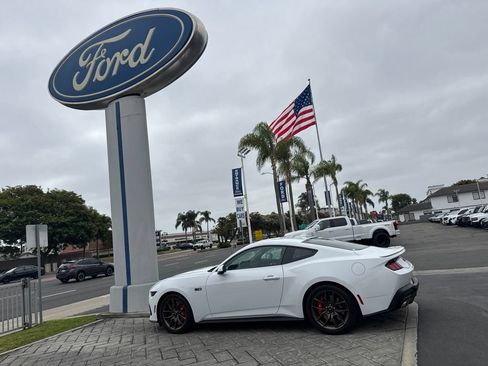Used 2025 Ford Mustang GT Premium RWD image 20