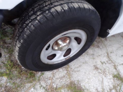 Used 2000 Ford F150 XL 2dr Standard Cab LB RWD image 15