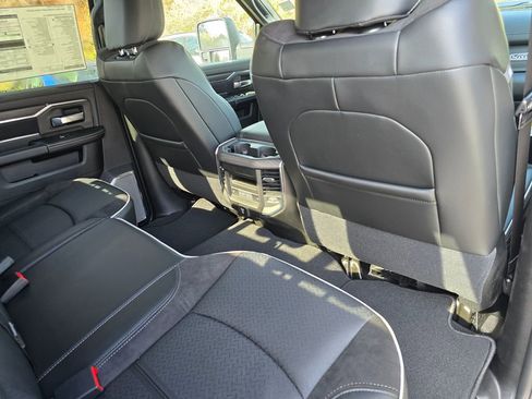 New 2026 RAM 2500 Laramie AWD/4WD image 26