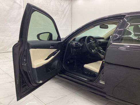 Used 2014 Lexus IS 250 AWD w/ Navigation Package image 16