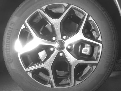 Used 2025 Jeep Compass Limited image 13